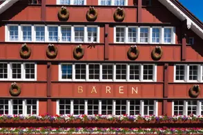 Appenzeller Huus Hotel Bären Gonten Restaurant Bärenstobe Fassade Reto Guntli